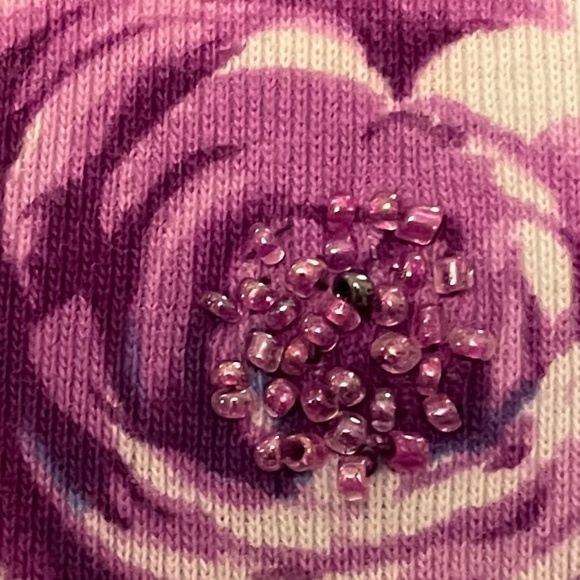 PRICE DROP! Chaudry Soft V-Neck Floral Embellished  Top  - Women's Large - Picture 2 of 12